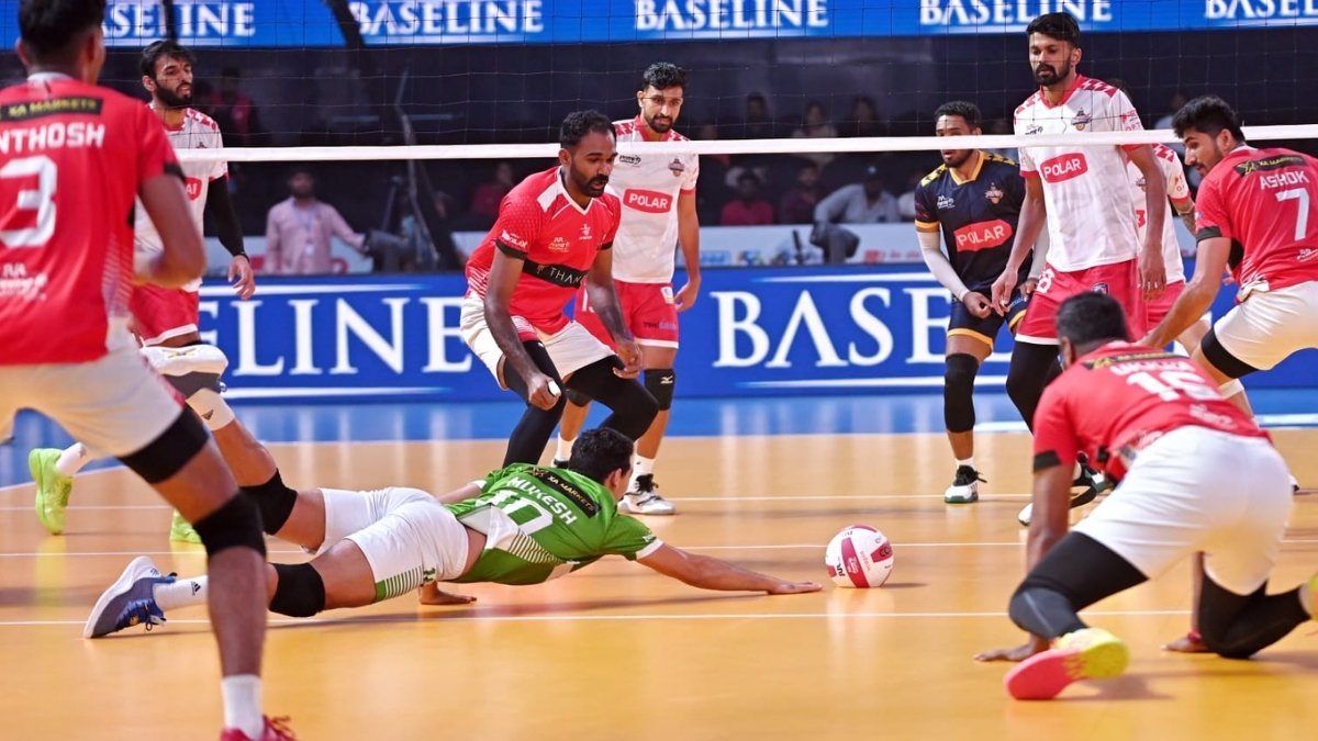 PVL 2025: Season 4 ( Match 25 ) Calicut Heroes clinch first win, outplay Kolkata Thunderbolts 3–0 PVL 2025: Season 4 ( Match 25 ) Calicut Heroes clinch first win, outplay Kolkata Thunderbolts 3–0